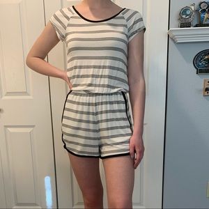 American Eagle Romper